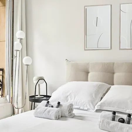 Arc De Triomphe Apartment