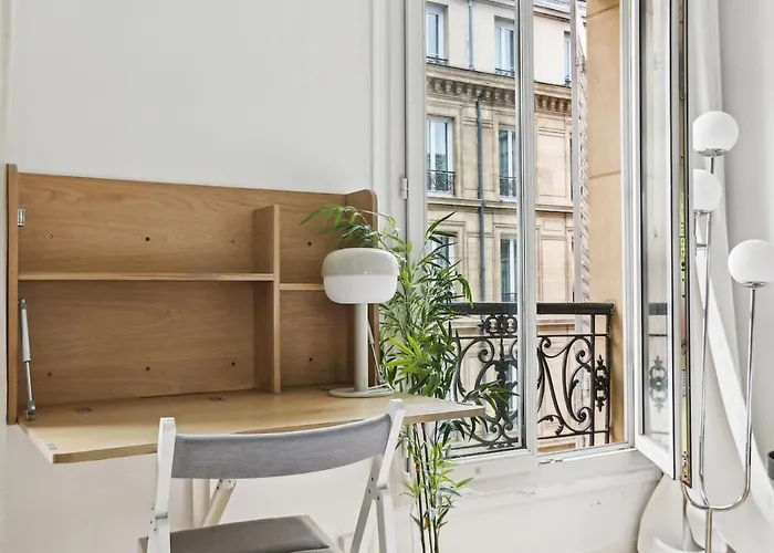 Arc De Triomphe * Paris